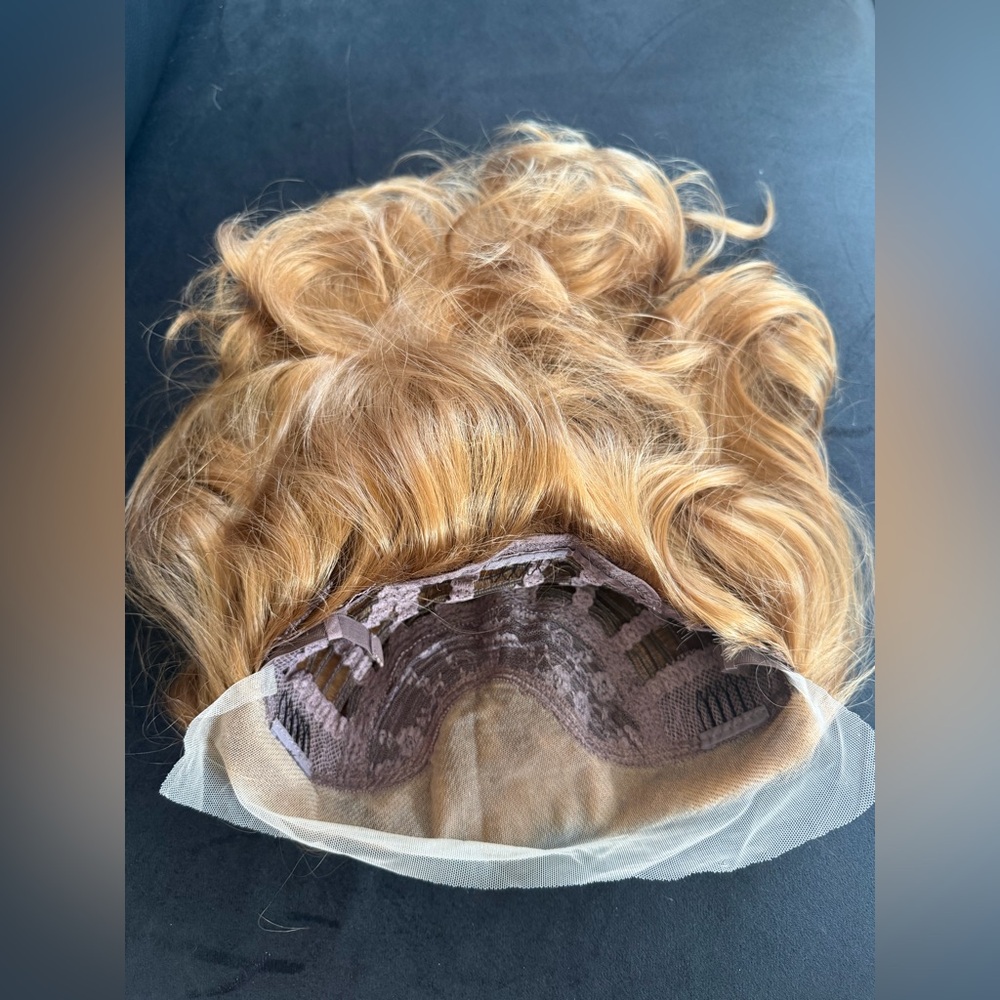 Brand new 13x3 auburn synthetic lace front wig. 16 inches - Picture 8 of 10